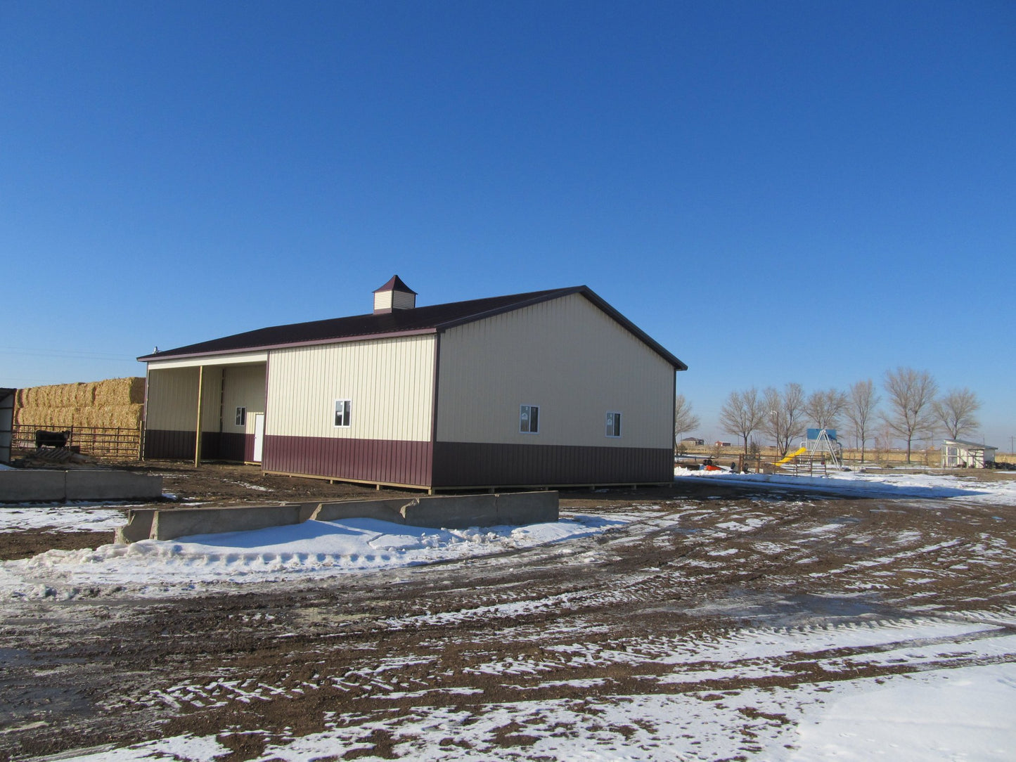 POLE BARN -CALL FOR PRICING-COST IS BASED ON OPTIONS AND LOCATION!