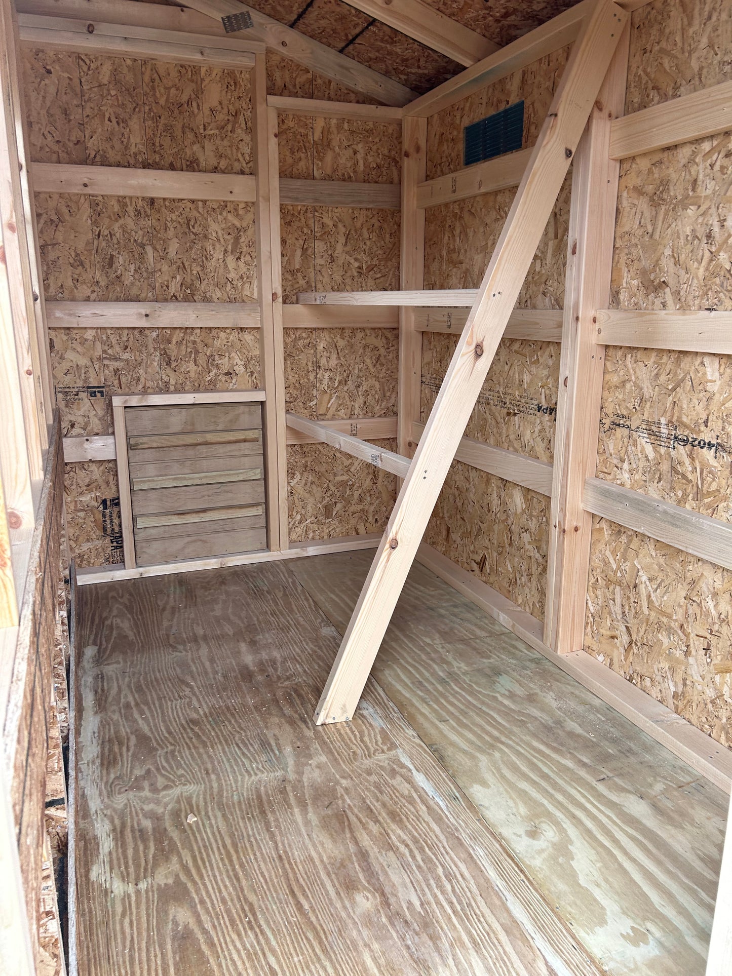 8 x 6 chicken coop 71068