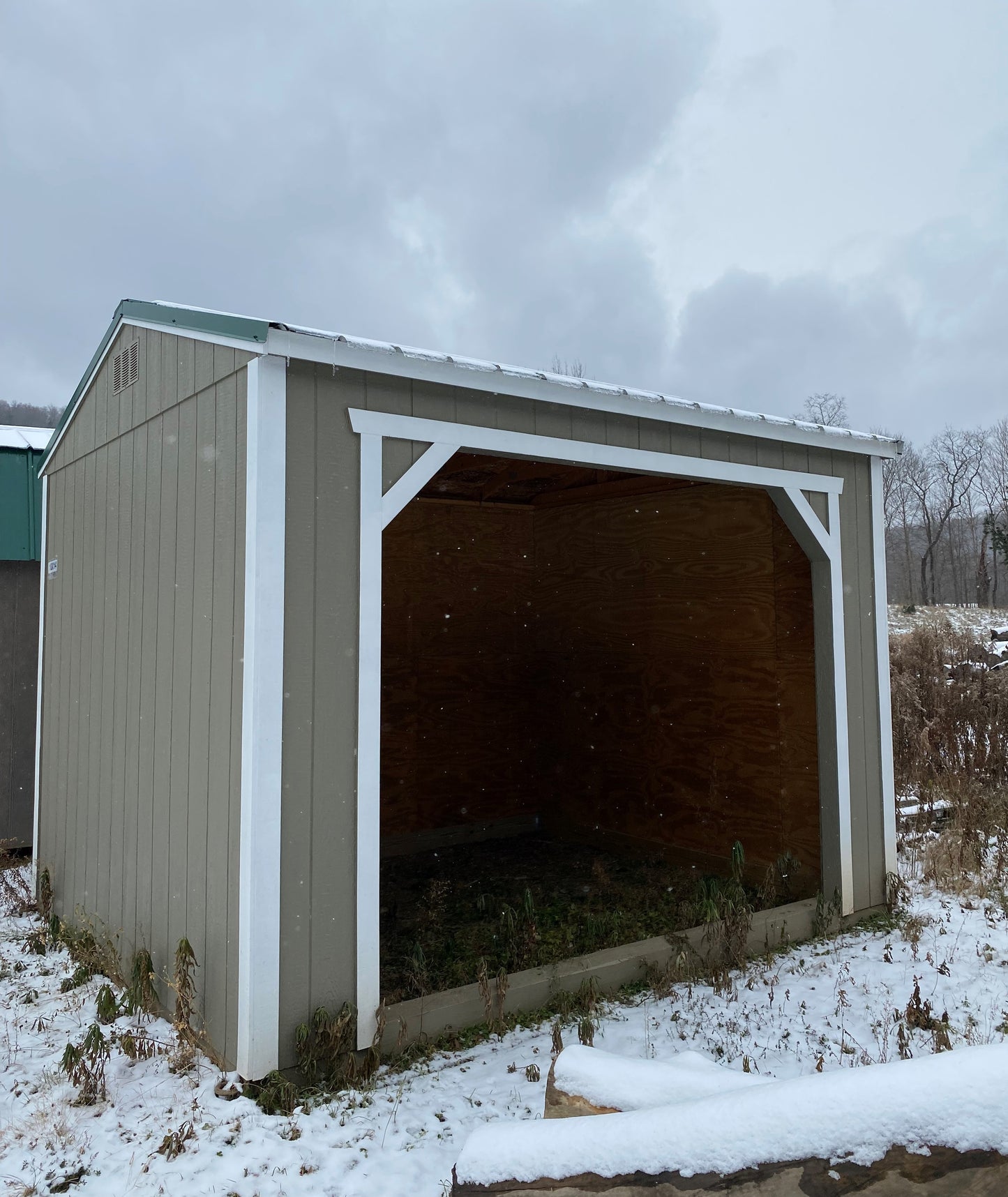 10x12 Animal Shelter 64093