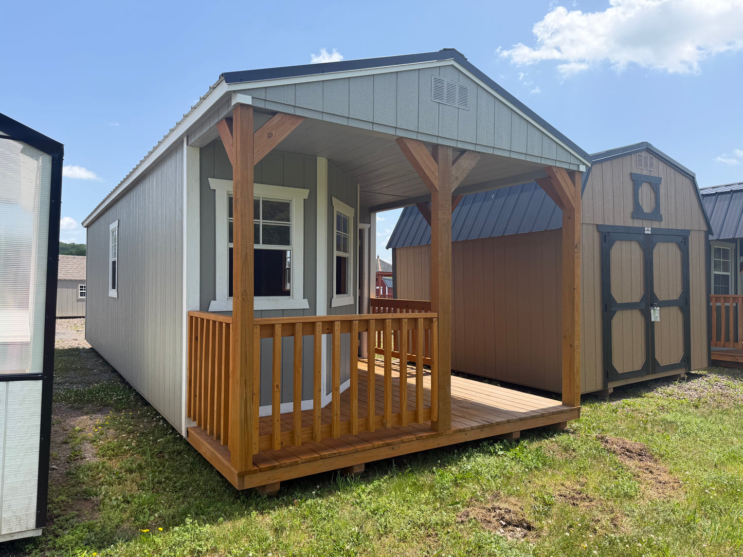 12x32 Pre Owned Deluxe Cabin 72573