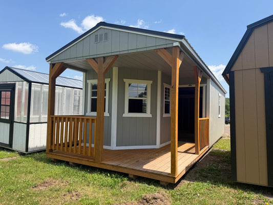12x32 Pre Owned Deluxe Cabin 72573