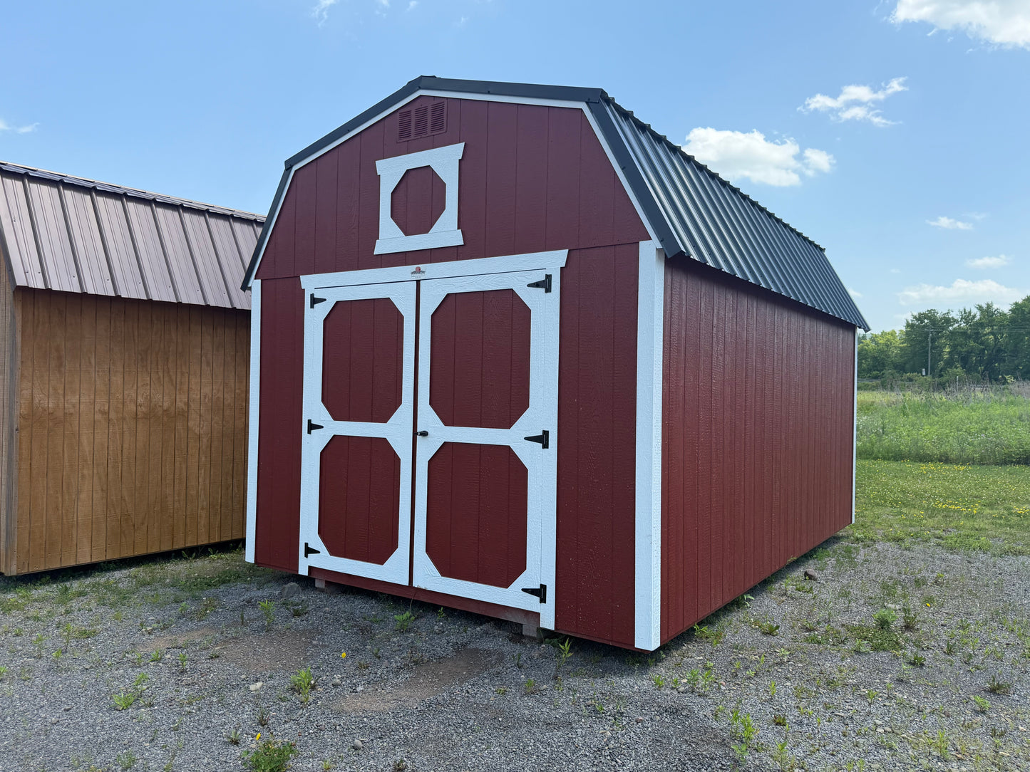 10x16 Lofted Barn C10689