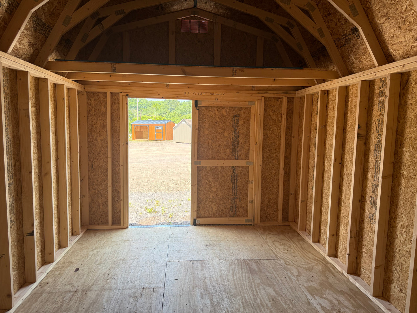 10x16 Lofted Barn C10689