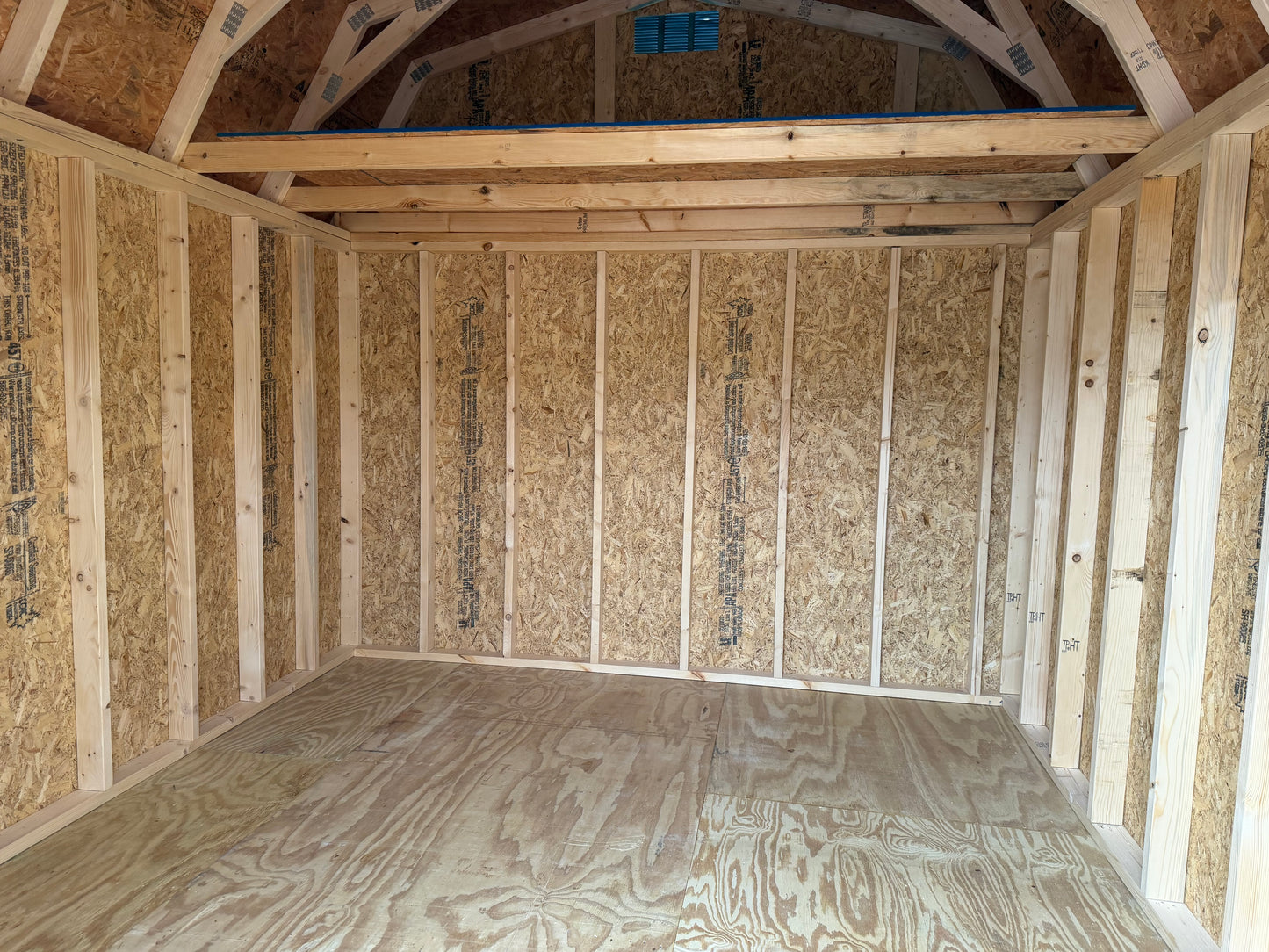 10x12 Lofted Barn C10688
