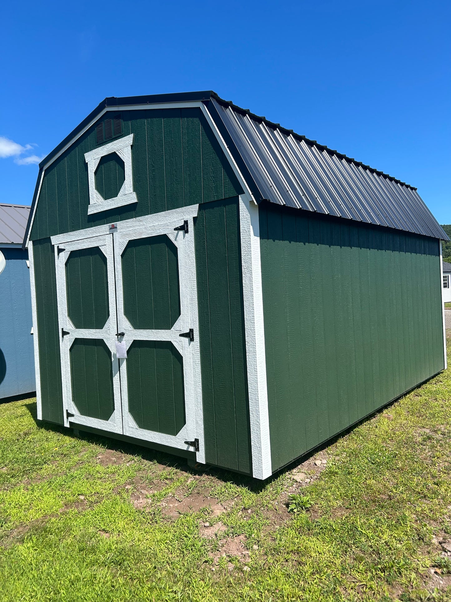 10x16 Lofted Barn C10248