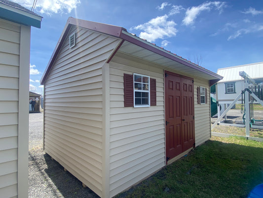 10x16 Carriage House 0796