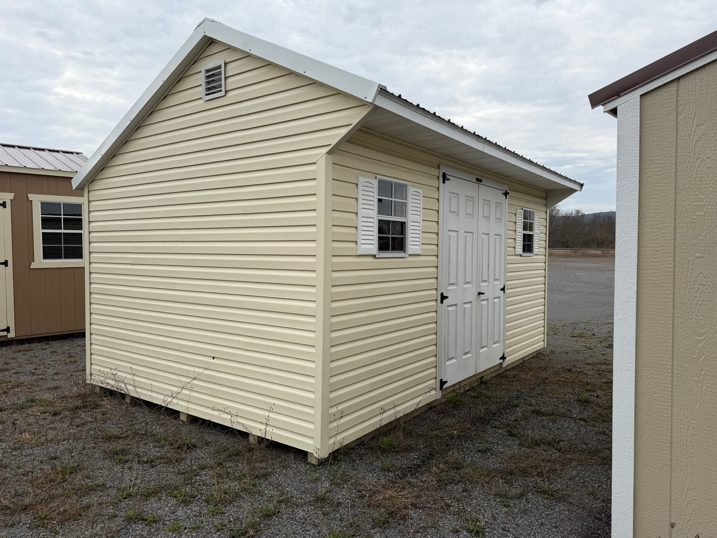 10x16 Carraige Shed *used* 0419