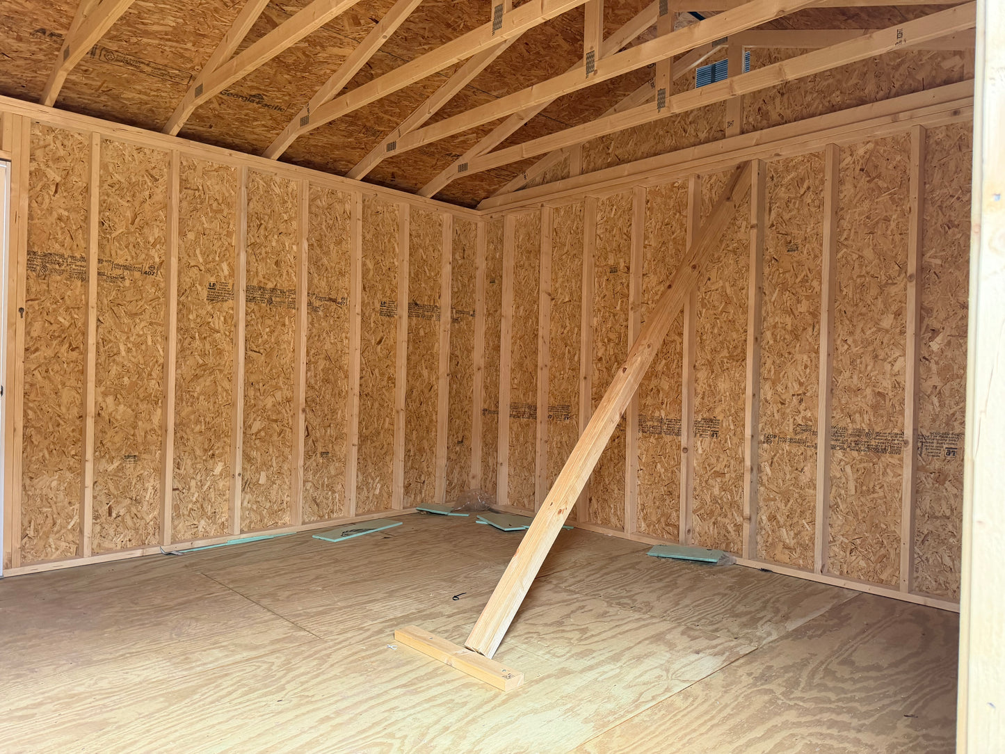 14x32 Utility *used* 72712