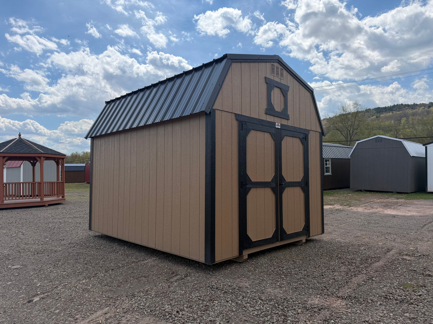 10x12 Lofted Barn C10187